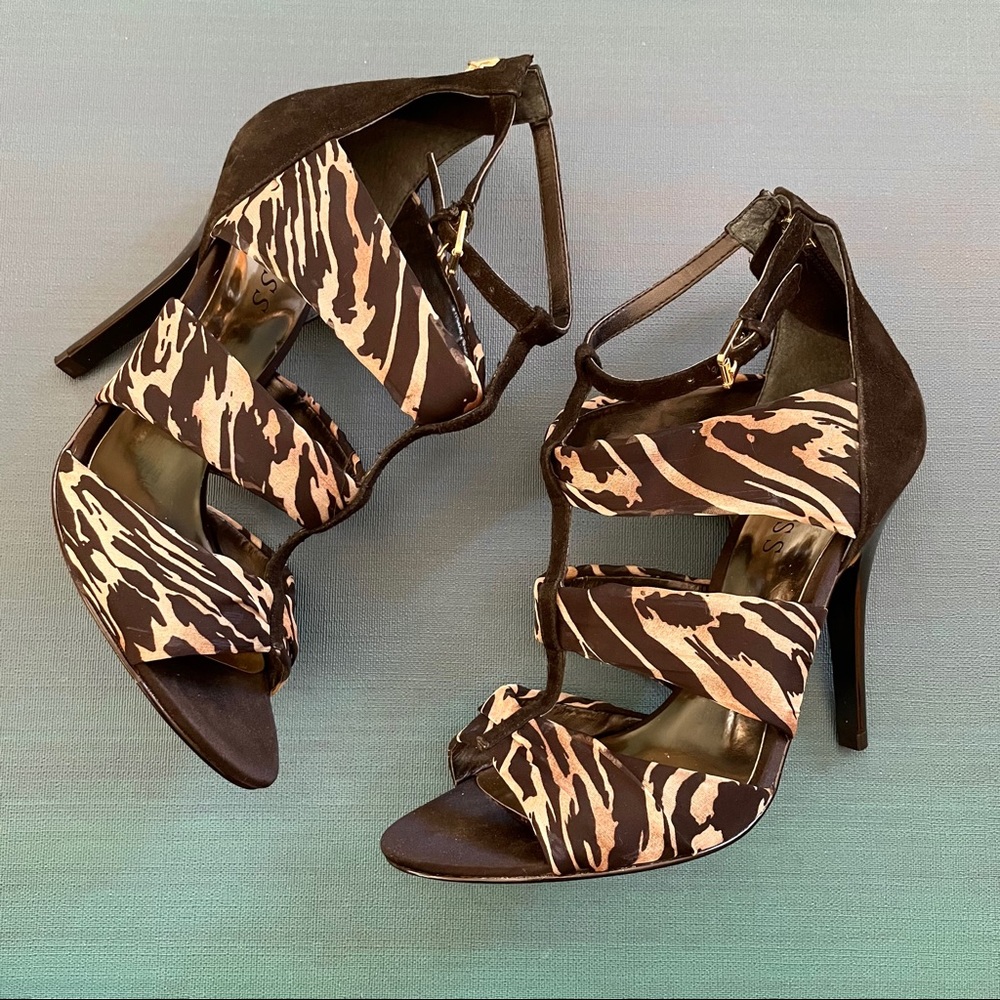 Guess GWORBIN animal print heels size 7